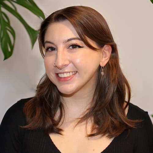 Sarah Wallin, LMHC- headshot